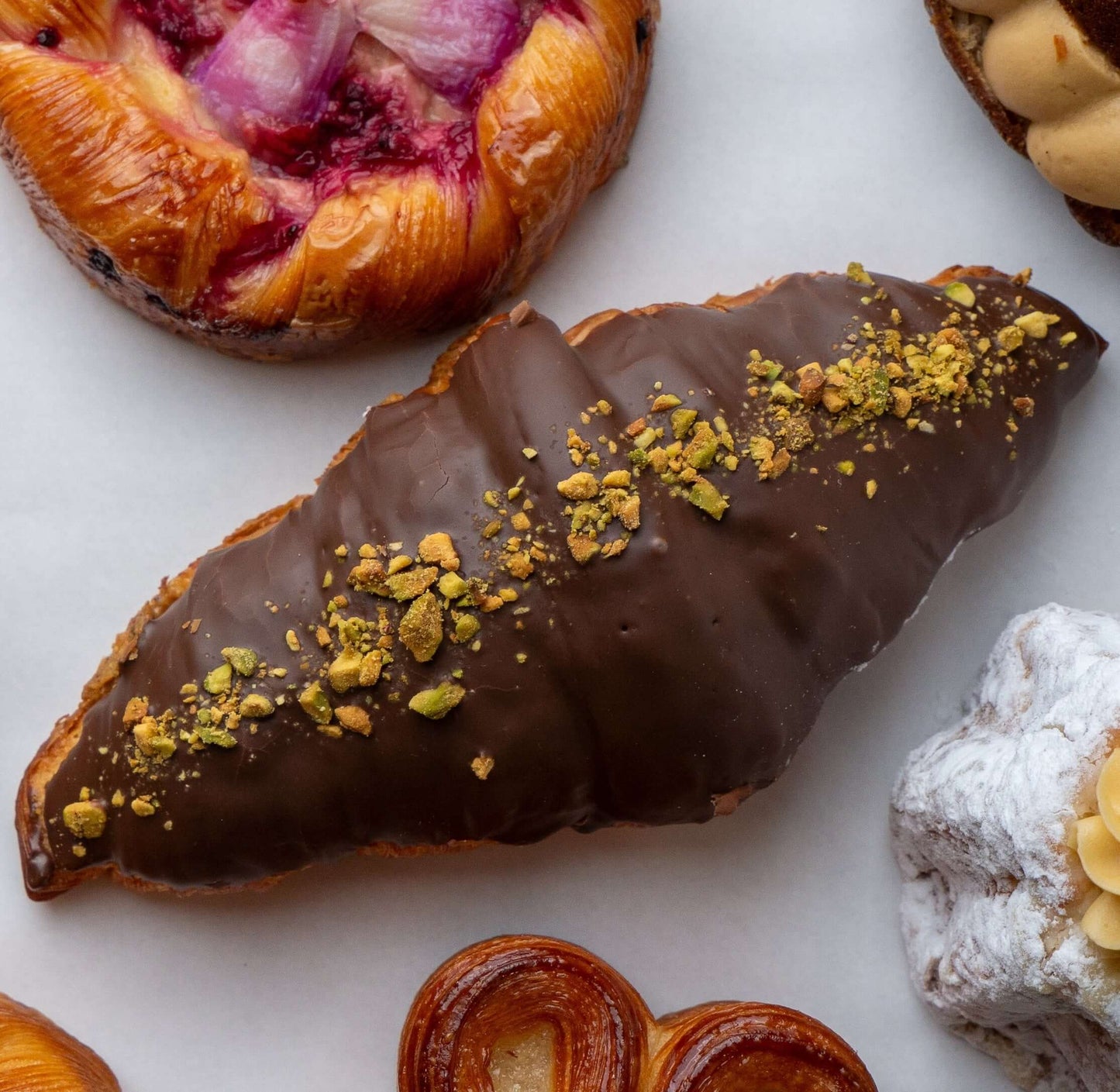 Dubai Croissant