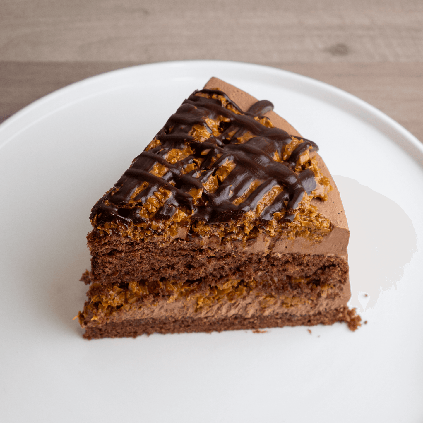 Dubai Cake with Rich, Creamy Pistachio Flavor